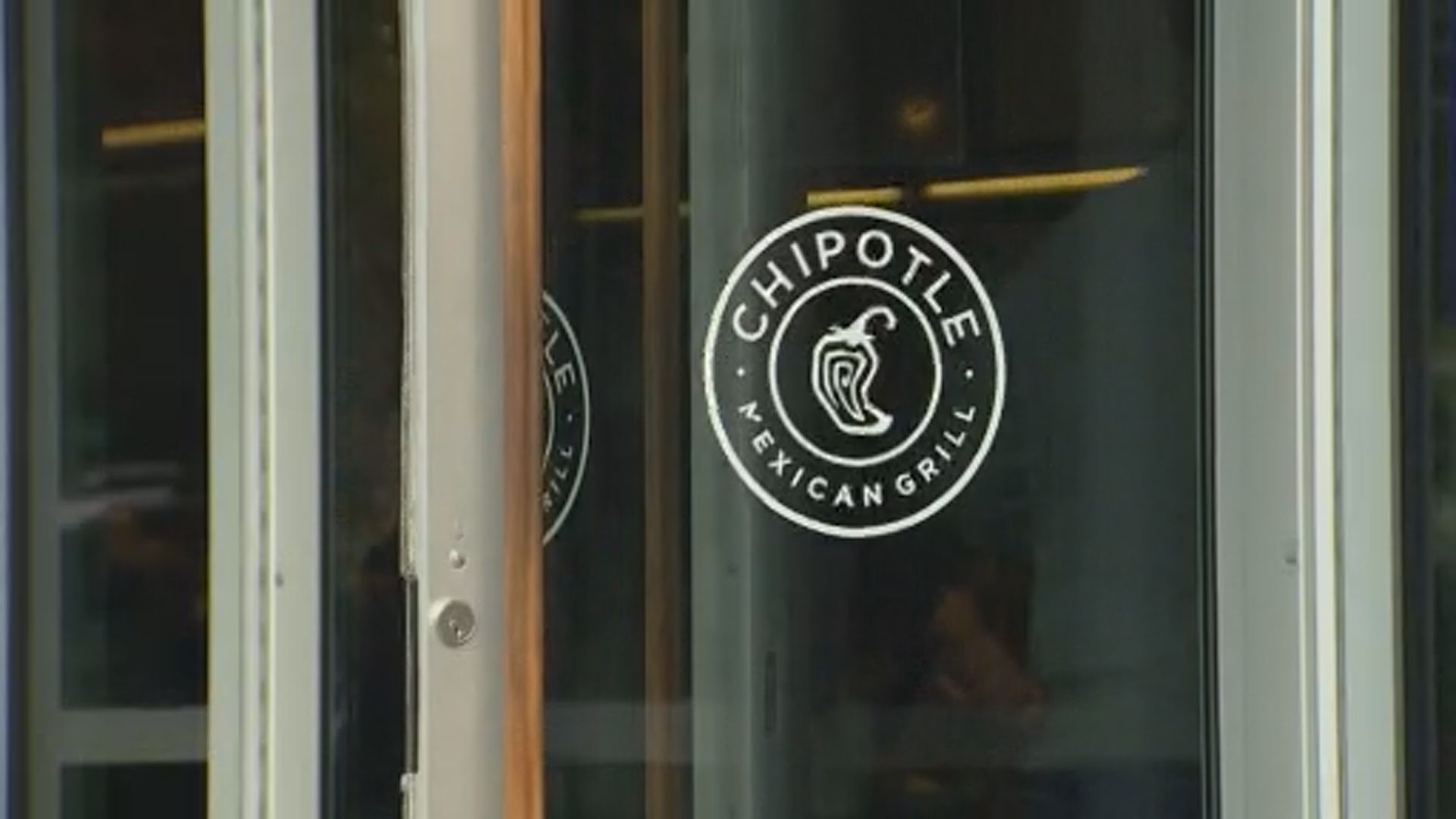 Chipotle serving up discounted "booritos" for Halloween